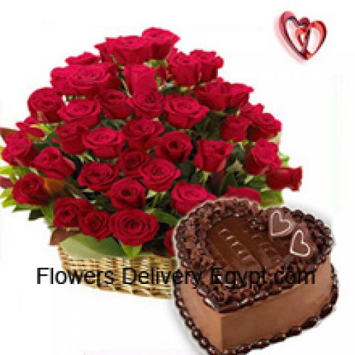 50 Rose Rosse Cesto con Torta al Cioccolato da 1 Kg